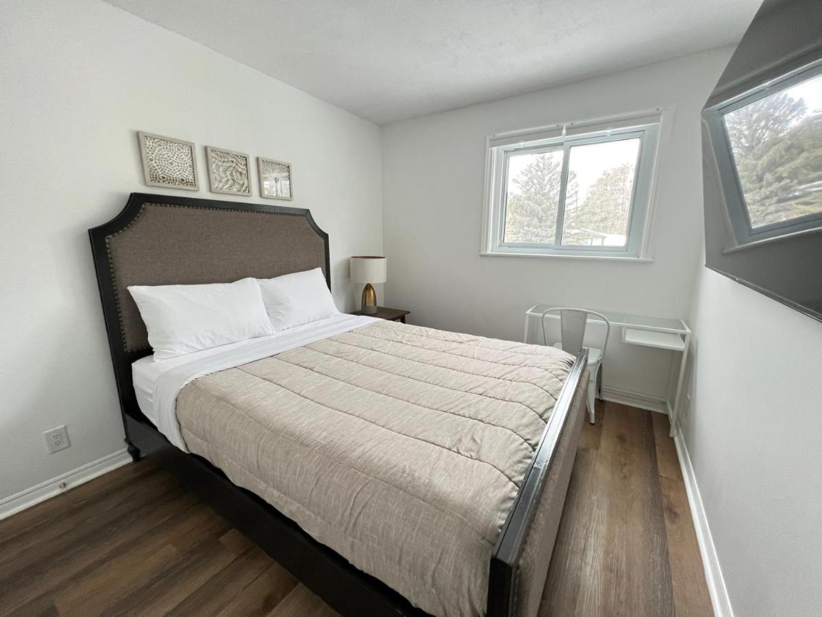 Letitia Heights !C Quiet And Modern Private Bedroom With Shared Bathroom Barrie Exteriör bild