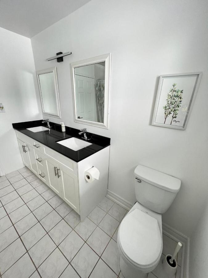 Letitia Heights !C Quiet And Modern Private Bedroom With Shared Bathroom Barrie Exteriör bild